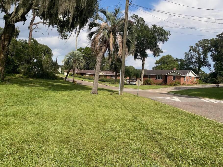 Cozy Home, King Bed, 3 Bedrooms,Close To Downtown Beaches Towncenter Jacksonville Exterior foto